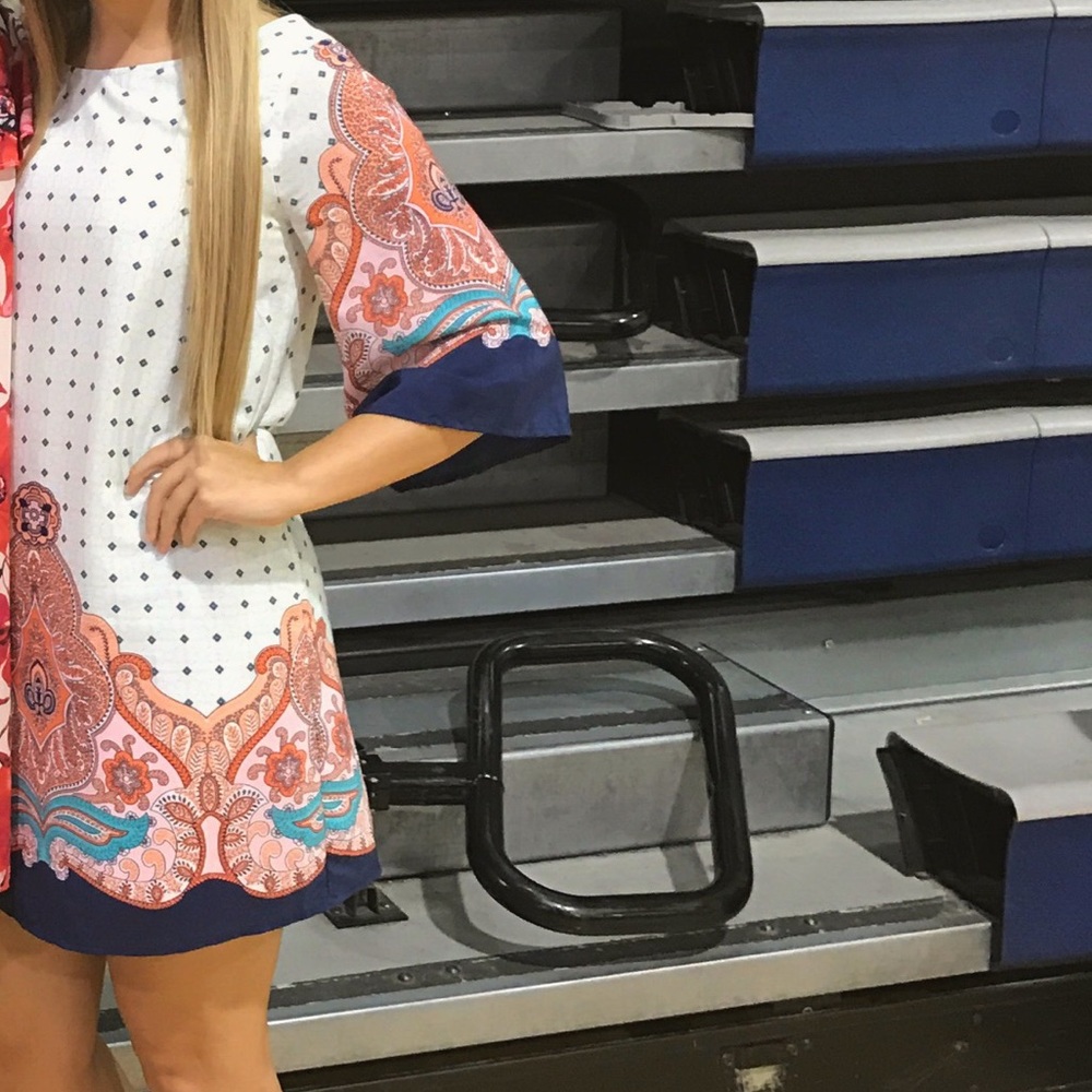 Cute dress!